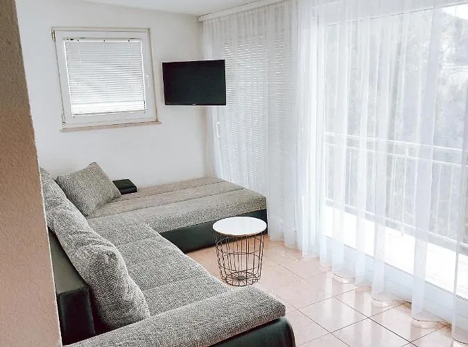 House Lemon * Porat (Split-Dalmatia)